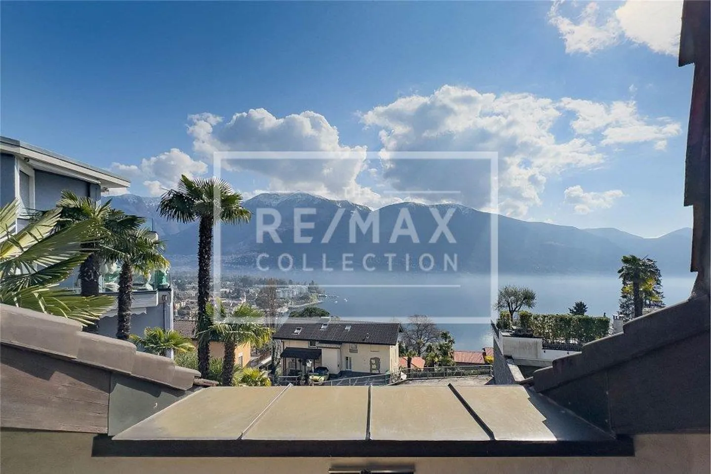 Charming house with lake view in a privileged location in Ascona - Photo 1 of 13