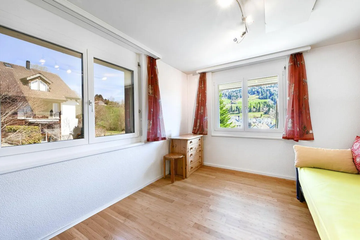Charmantes Doppelhaus - Foto 5 von 19