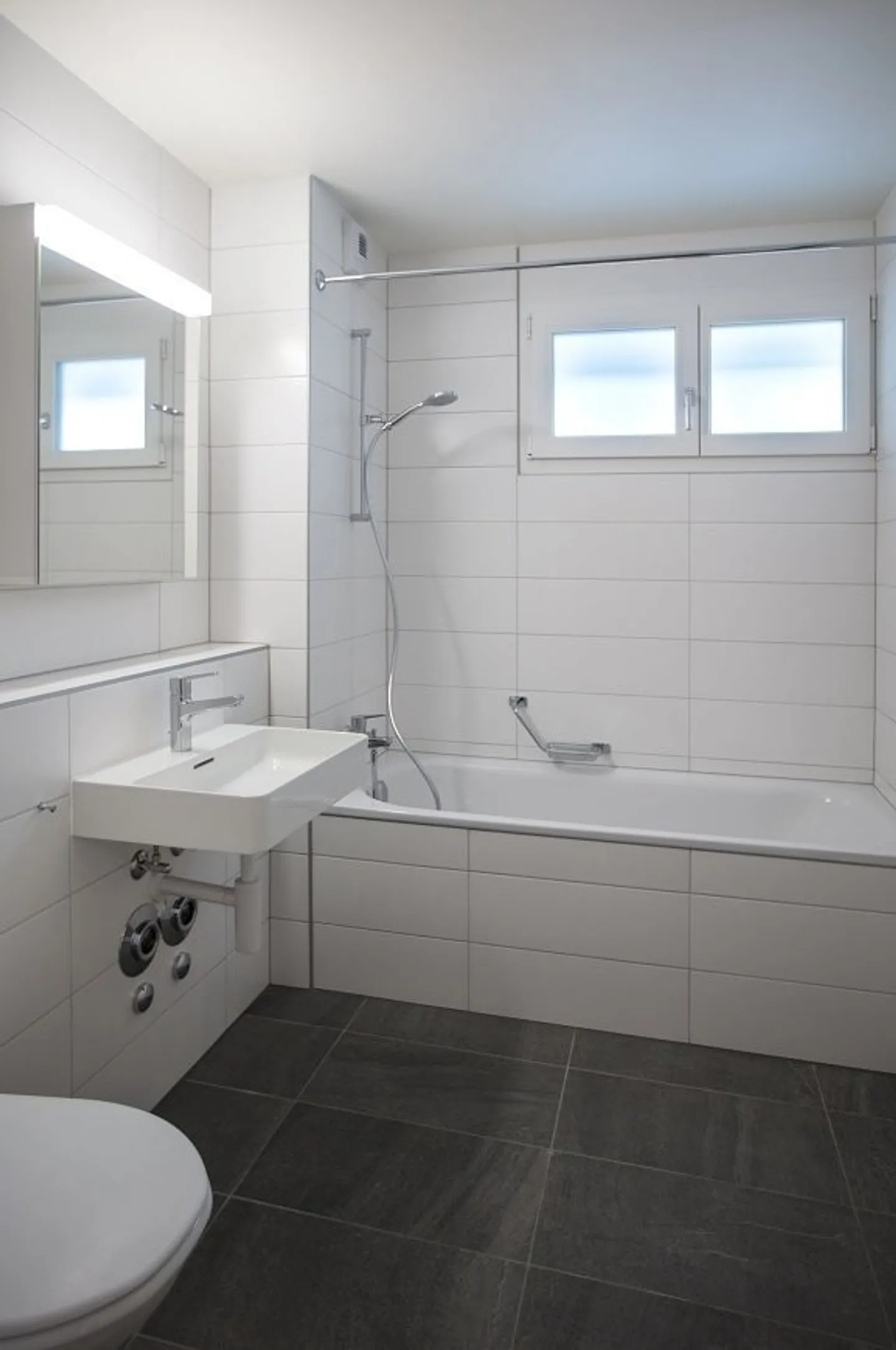 Leben Sie in einer renovierten Wohnung! - Foto 4 von 5