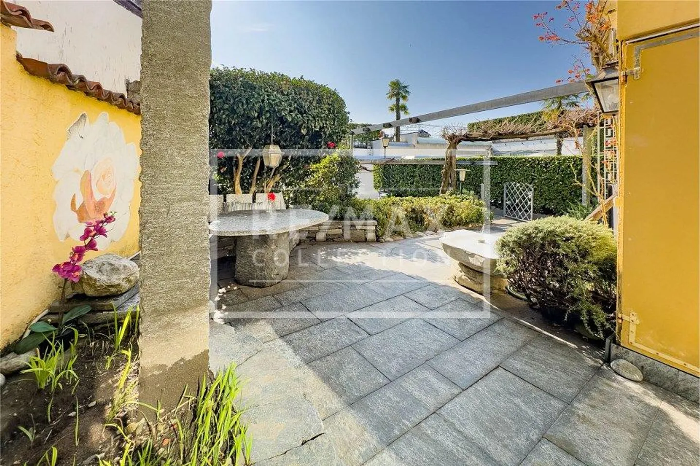 Charming house with lake view in a privileged location in Ascona - Photo 7 of 13