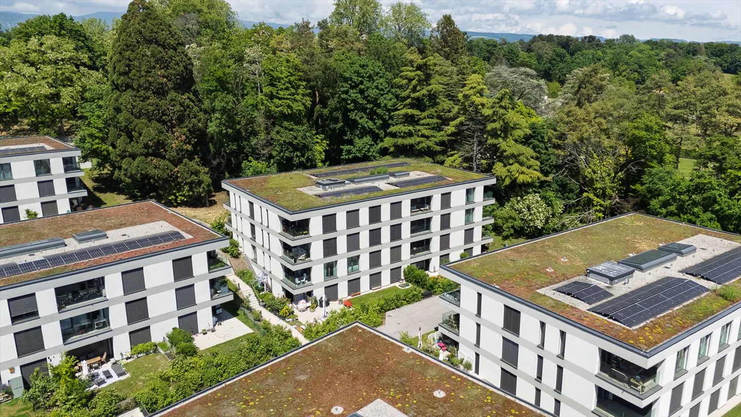 Elegant apartment in the pleasant Orangerie district of Prangins - Photo 1 of 1
