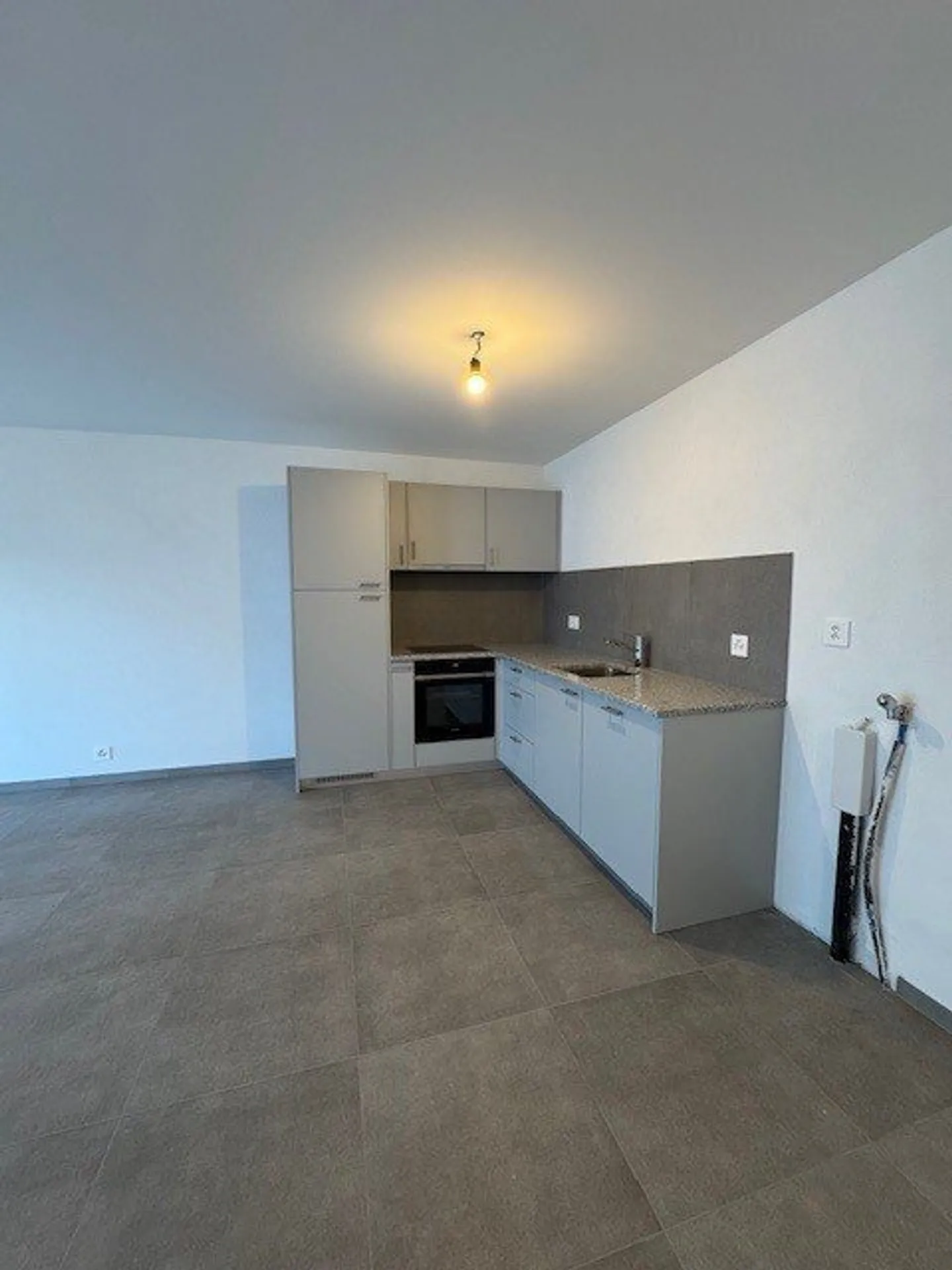 Appartamento di 2.5 stanze al 2° piano - Foto 3 di 6