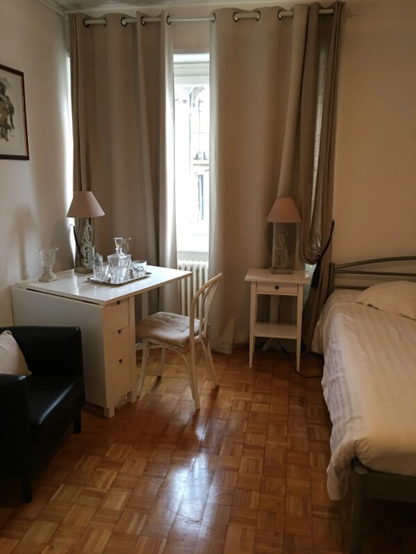 Studio meublé - Photo 2 sur 5