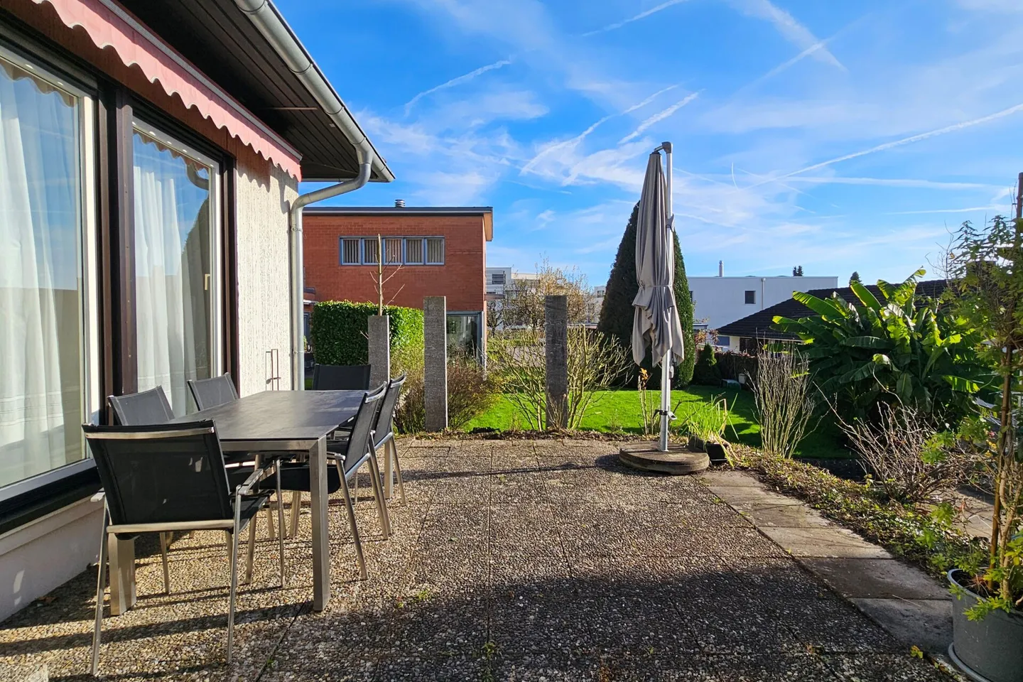 Casa unifamiliare al confine della foresta - Foto 13 di 14