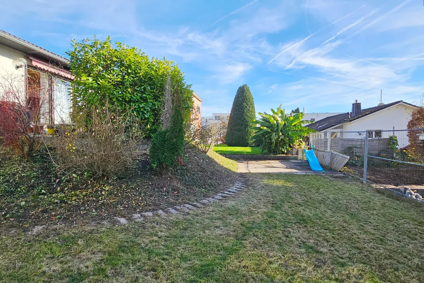 Casa unifamiliare al confine della foresta - Foto 14 di 14