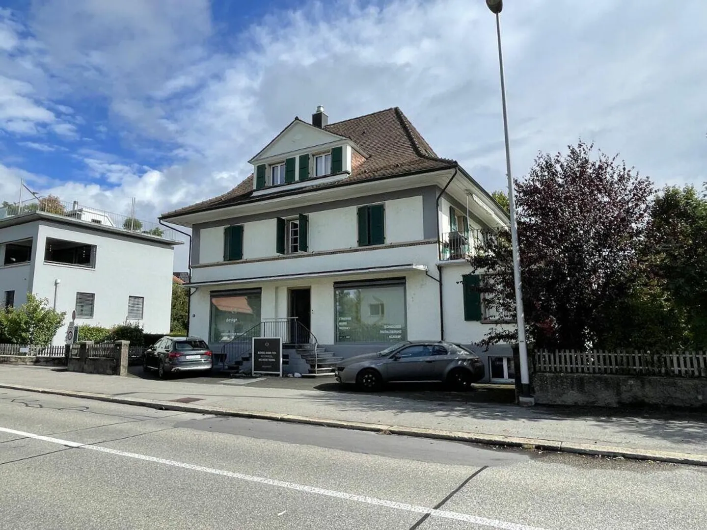 Immeuble résidentiel et commercial dans le quartier de Steingruben - Photo 1 sur 6