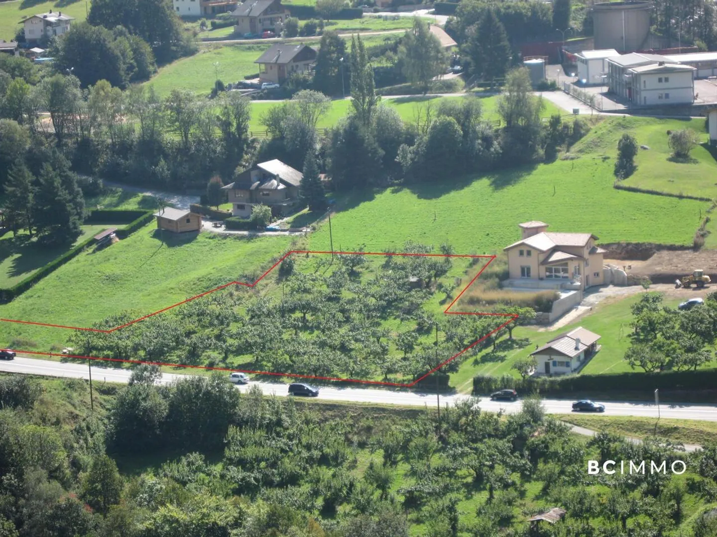 Baugrundstück in gemischter Zone in Bovernier - Foto 1 von 6
