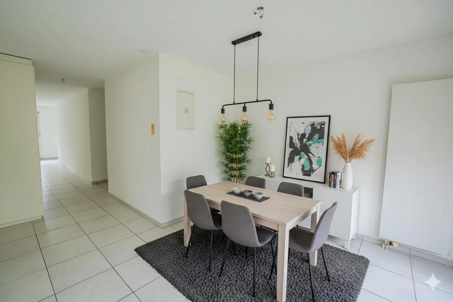 Felicità abitativa per famiglie con giardino su entrambi i lati - Foto 2 di 10