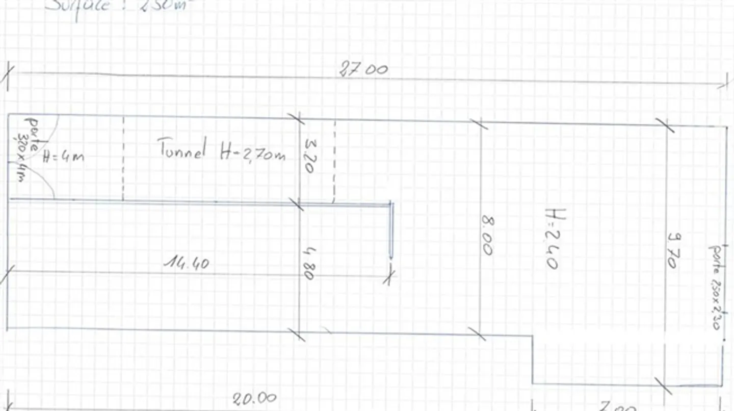 Dépôt de stockage spacieux - Photo 1 sur 4