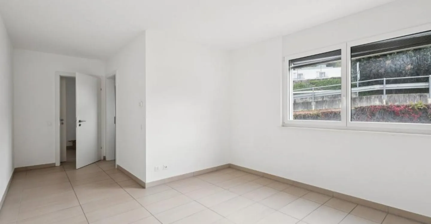 3.5 rooms in a strategic area for families with 2 free net rents! - Photo 6 of 8