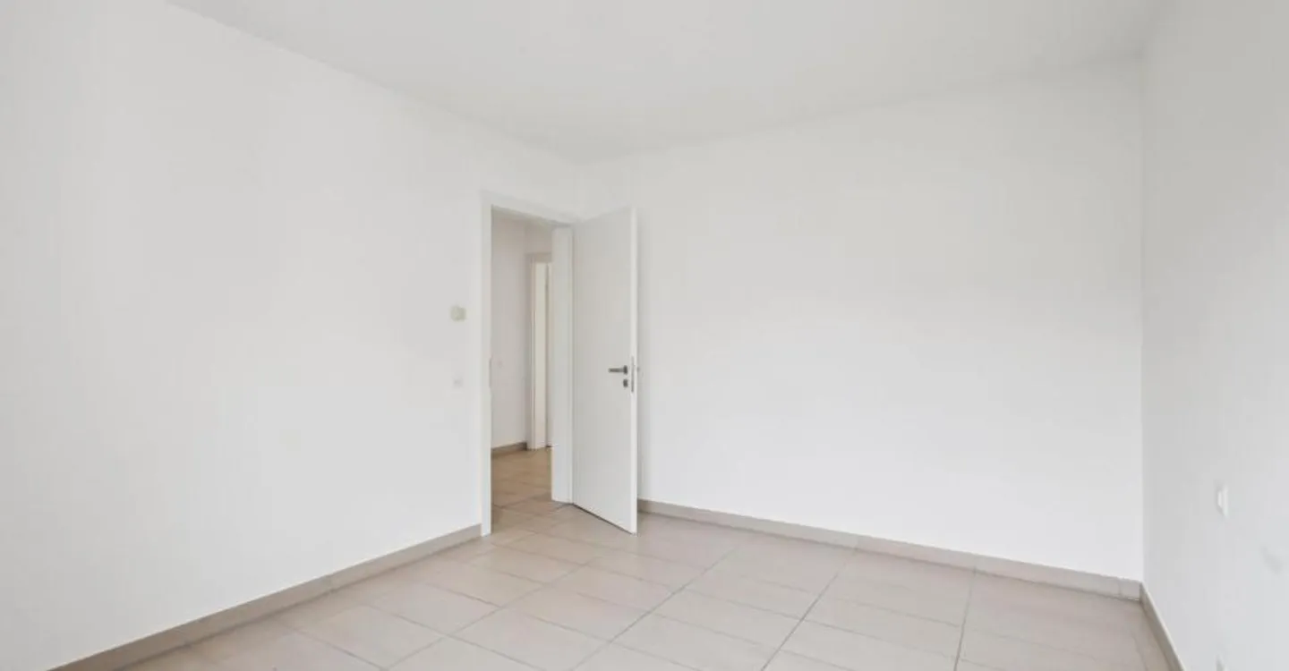3.5 rooms in a strategic area for families with 2 free net rents! - Photo 7 of 8