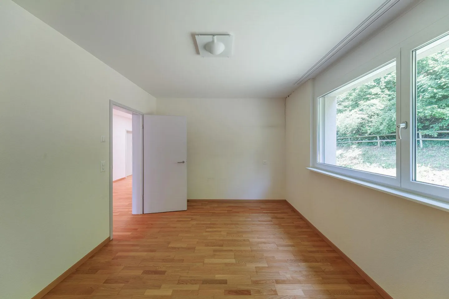 Above the rooftops of Zuzwil - Photo 6 of 18