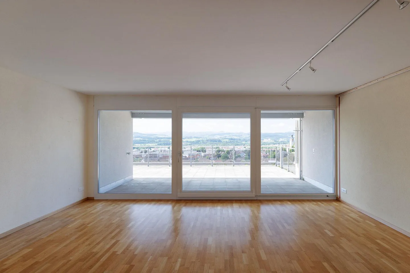 Above the rooftops of Zuzwil - Photo 9 of 18