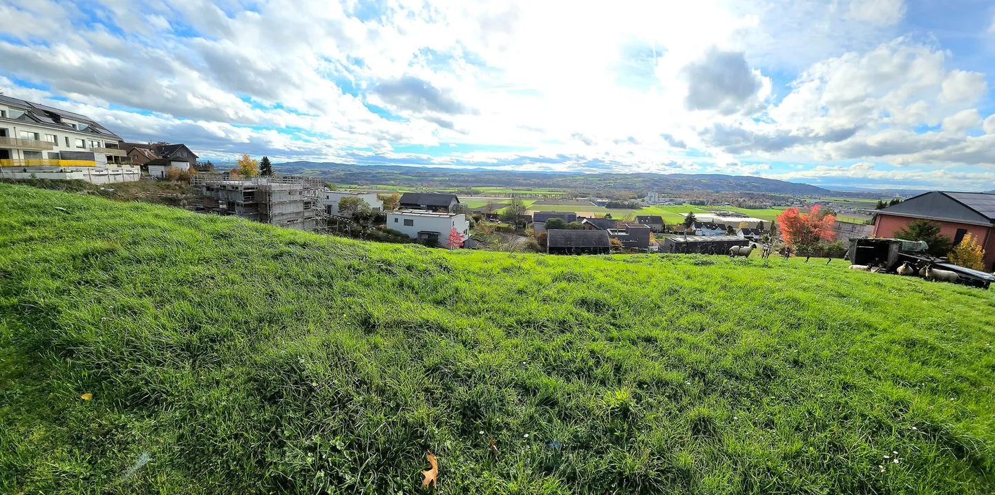 Privileged hillside location with panoramic view - Photo 2 of 3