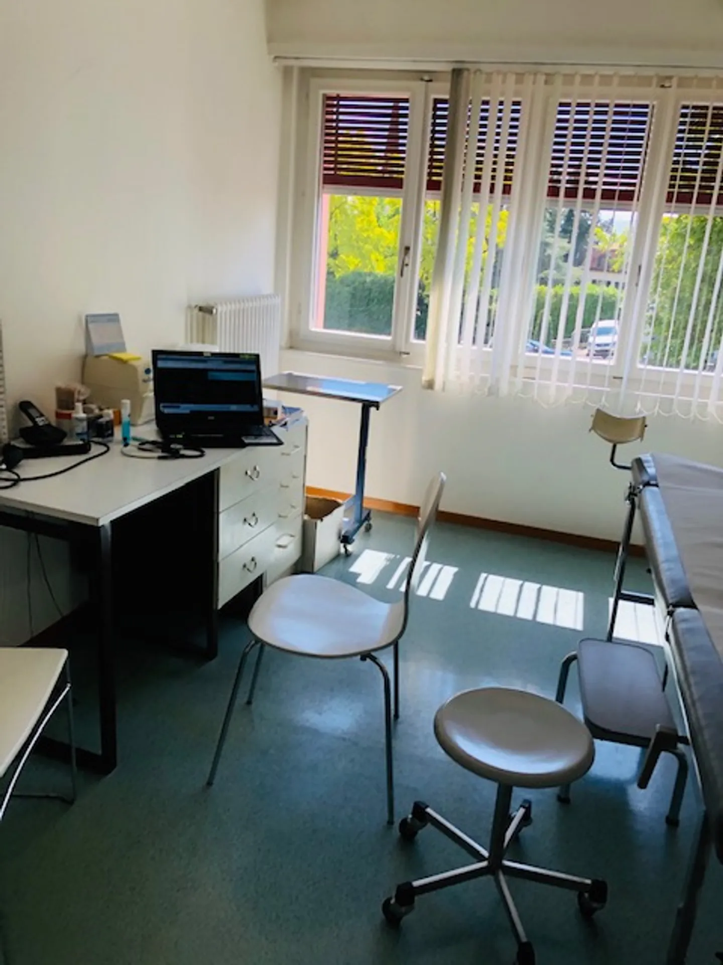 Cabinet Médical Spacieux Près de la Gare - Photo 6 sur 8