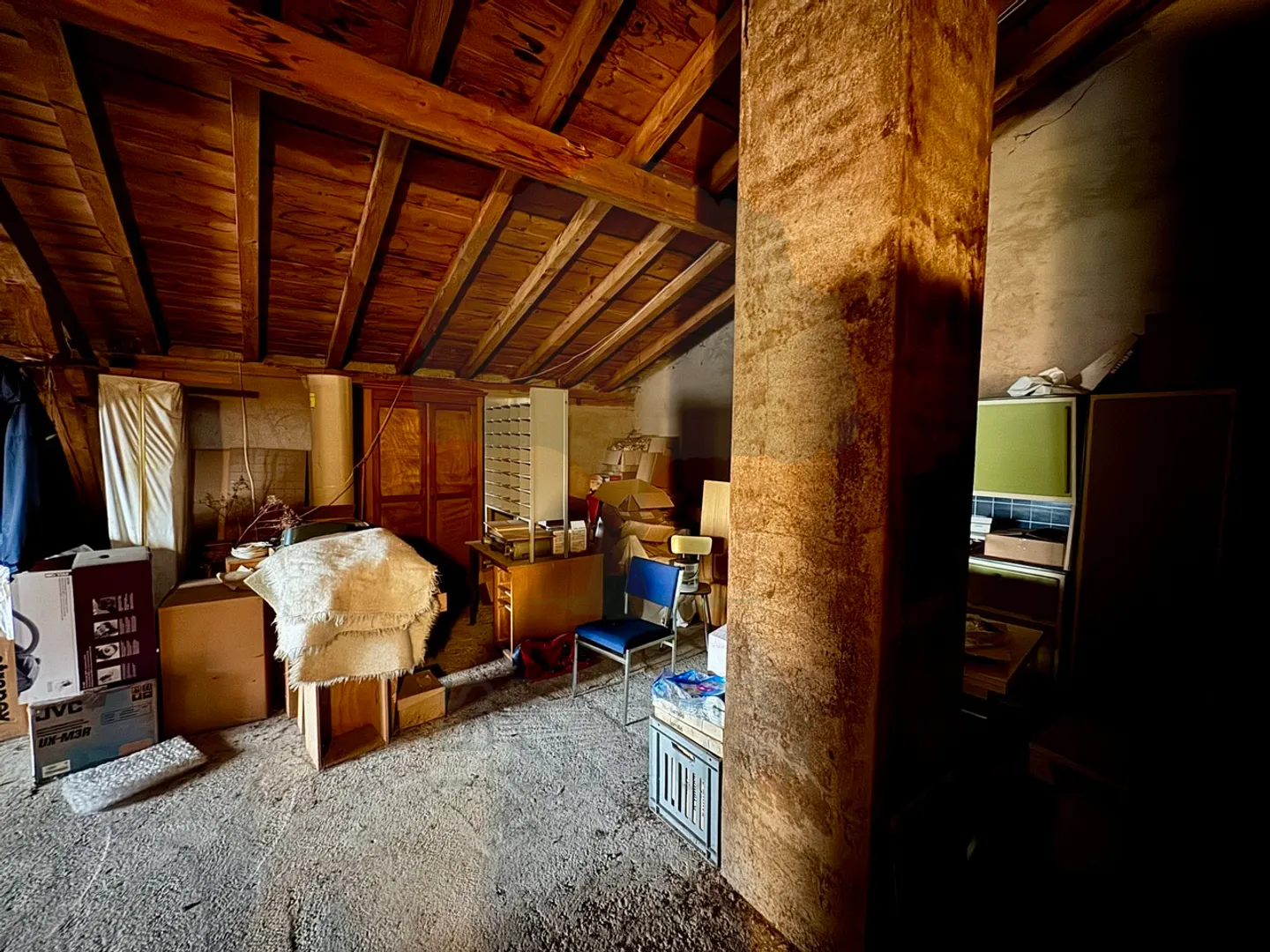 Casa affascinante con grande potenziale a Courtedoux - Foto 16 di 23