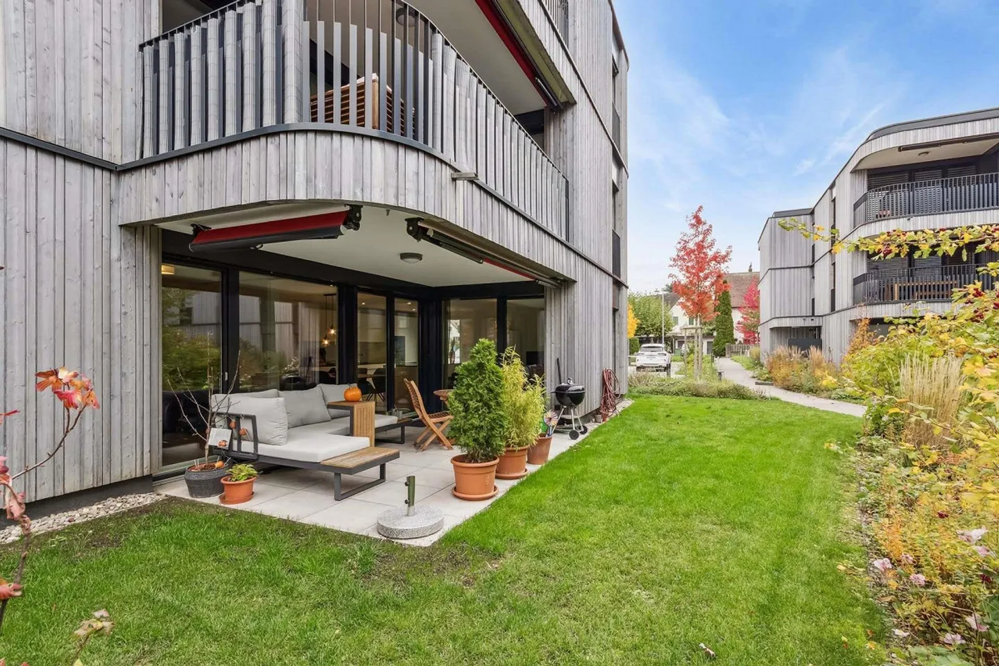 Moderne und lichtdurchflutete 4.5-Zimmer-Wohnung mit Gartenfläche - Foto 8 von 9