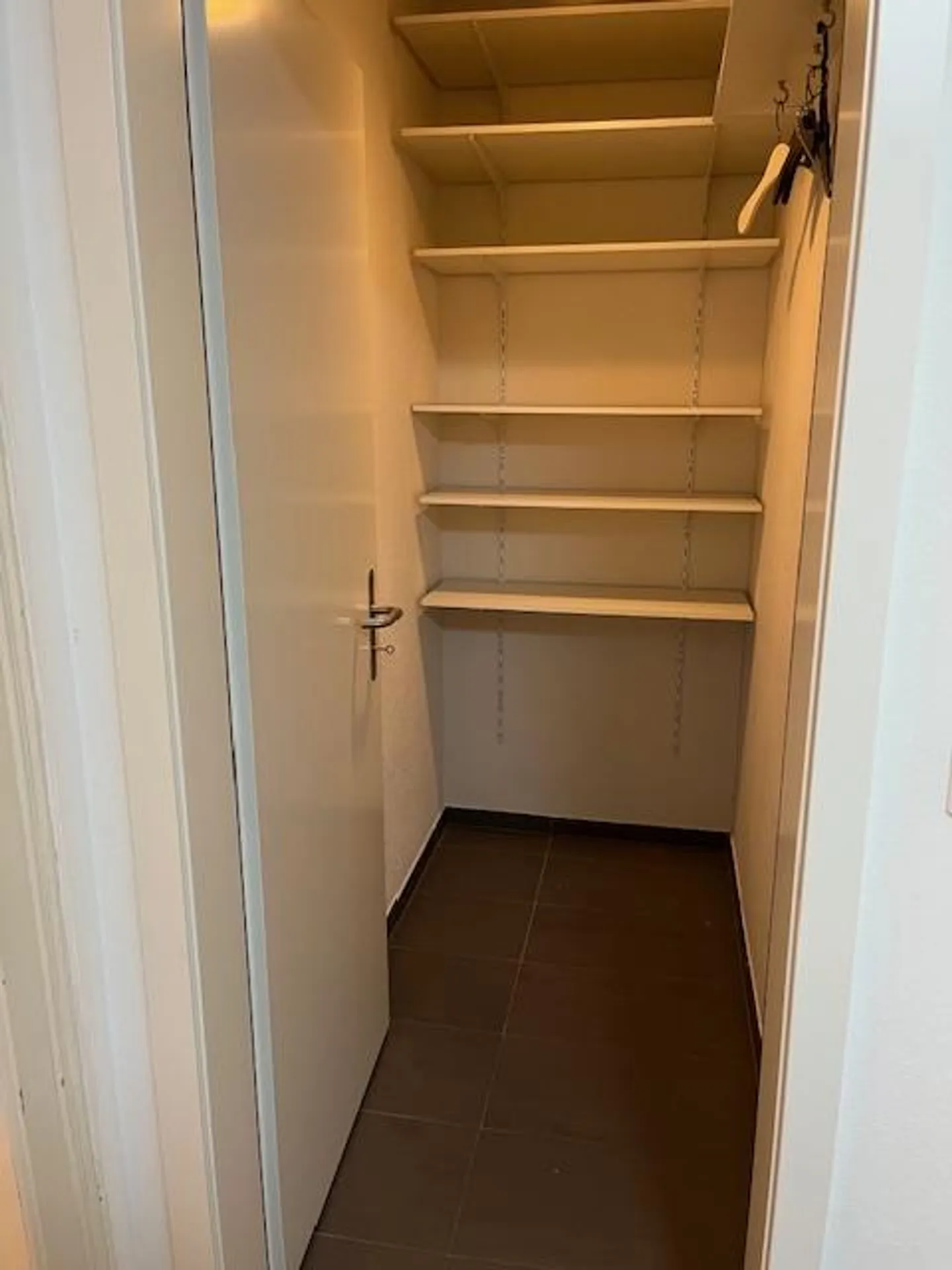 Praxis-/Kosmetikräumlichkeiten - Foto 7 von 8