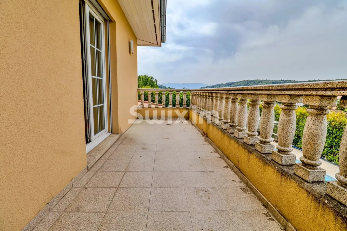 Exclusivity! Detached villa in a residential area! - Photo 8 of 10