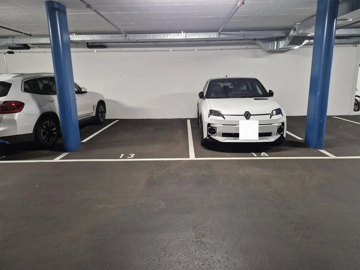 Parking spaces for rent in Goldau - Photo 1 of 3