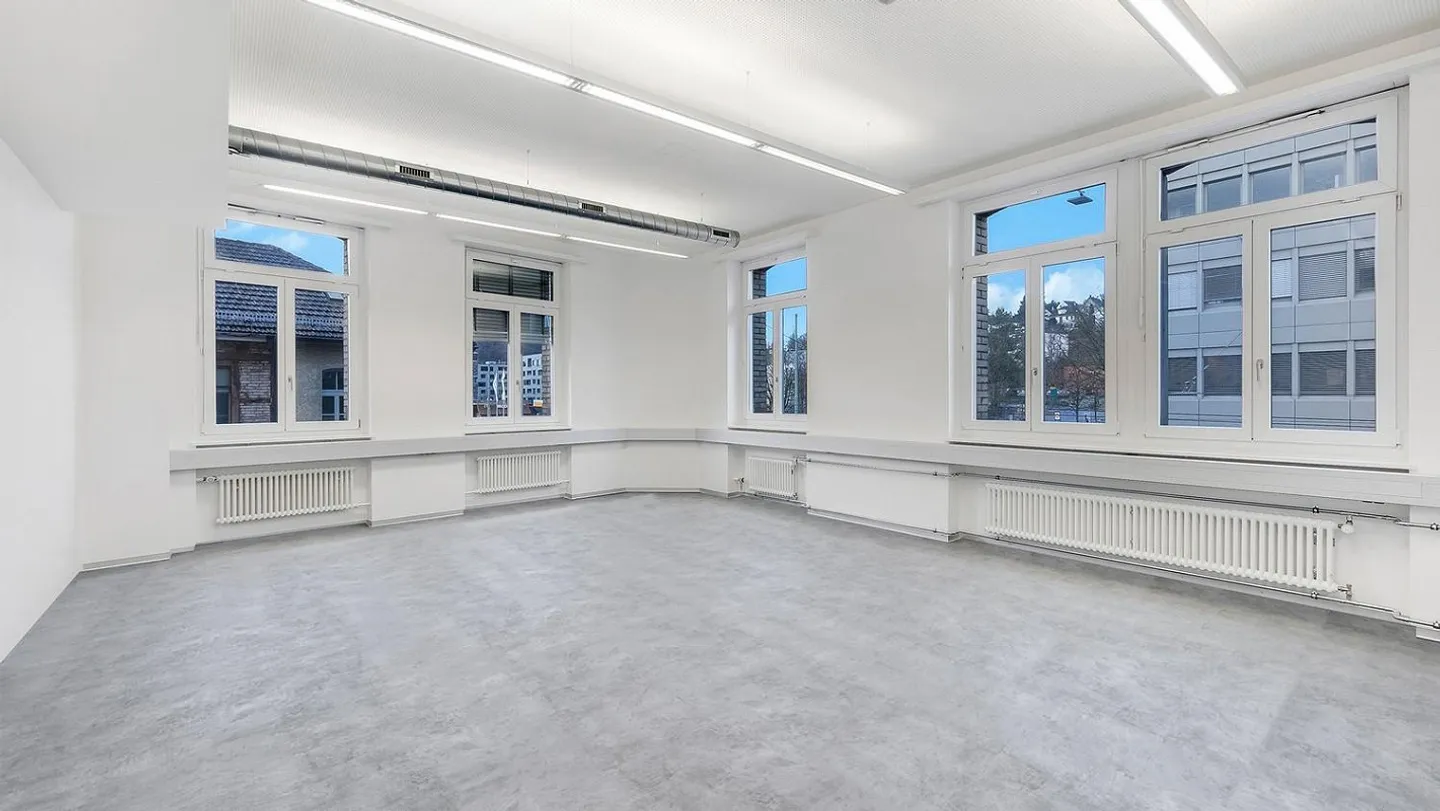 Benvenuti a Lokstadt: 239 m2 di spazi per uffici - Foto 3 di 8