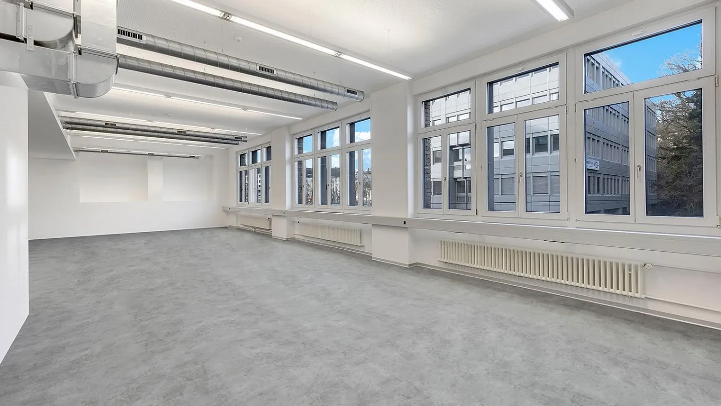 Benvenuti a Lokstadt: 239 m2 di spazi per uffici - Foto 6 di 8