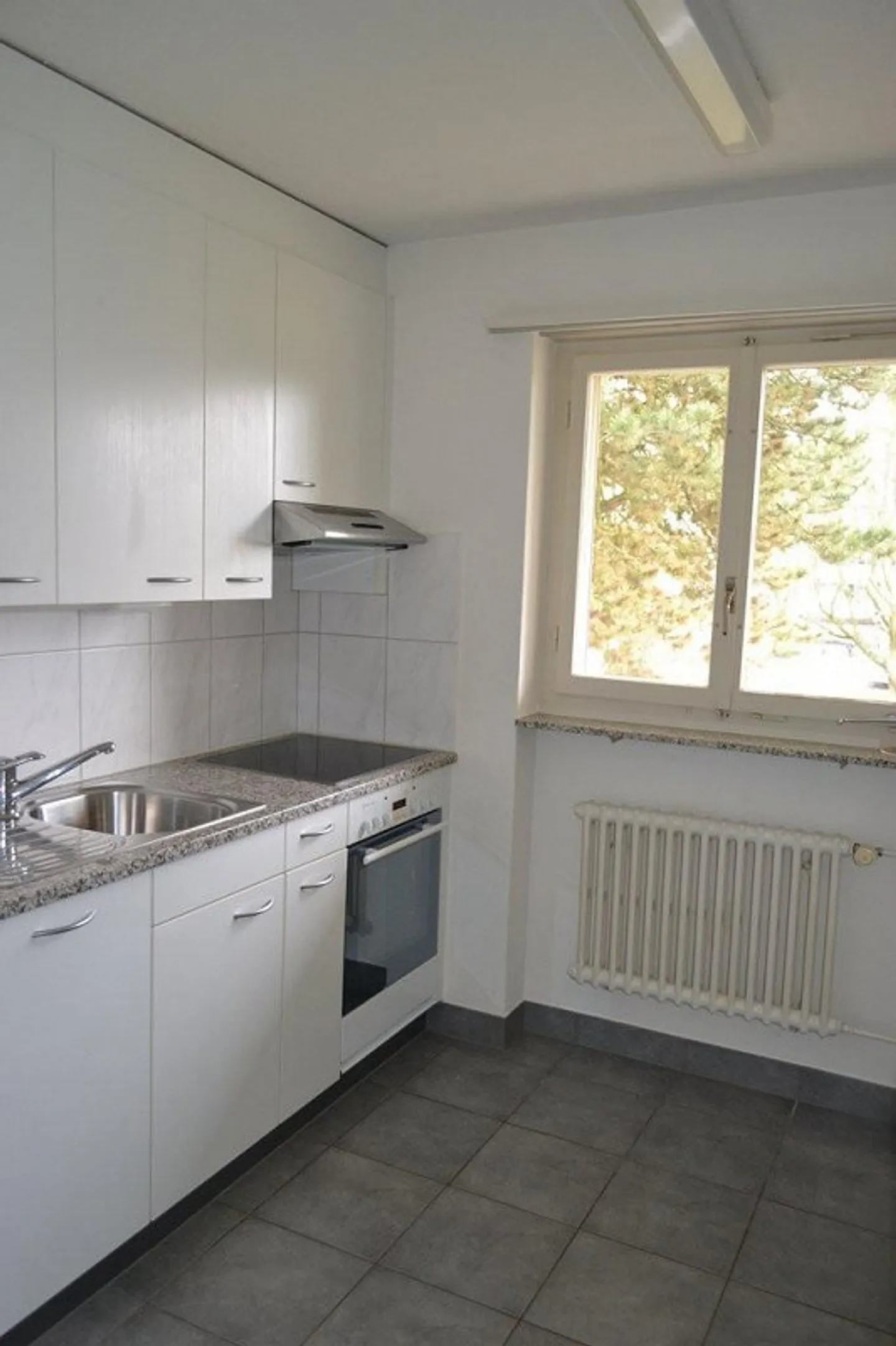 Appartement attrayant de 2 pièces avec balcon à Winterthur - Photo 4 sur 6