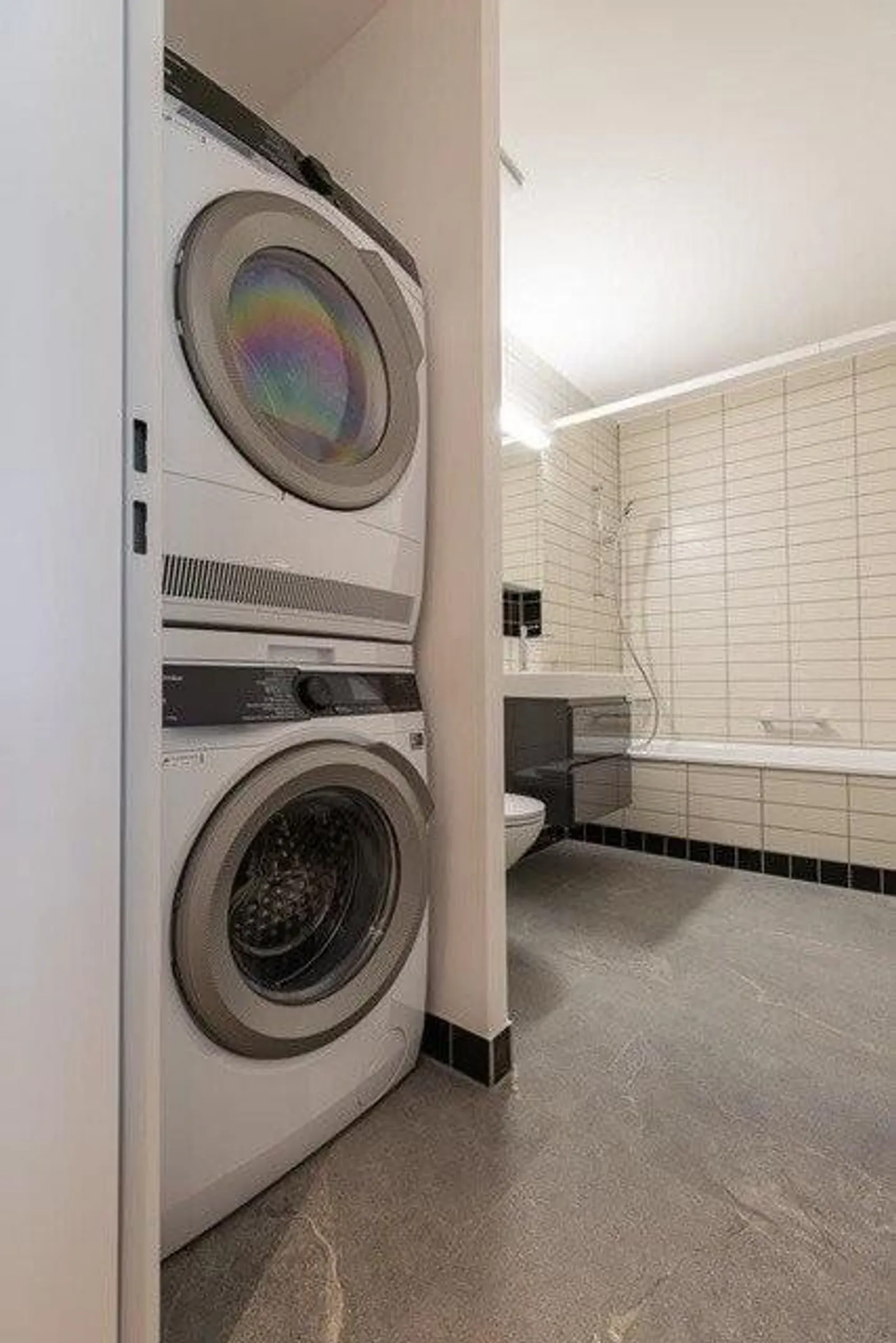 Appartamento moderno di 4,5 stanze - Foto 4 di 5