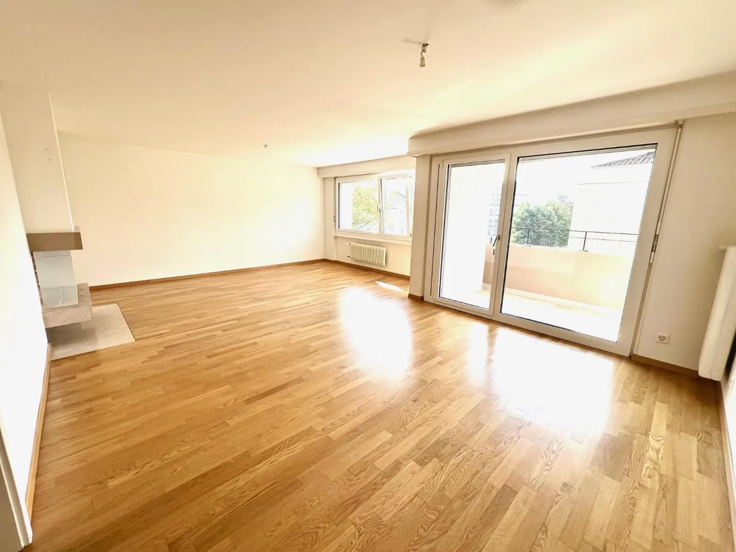 4-room apartment - Photo 1 of 8
