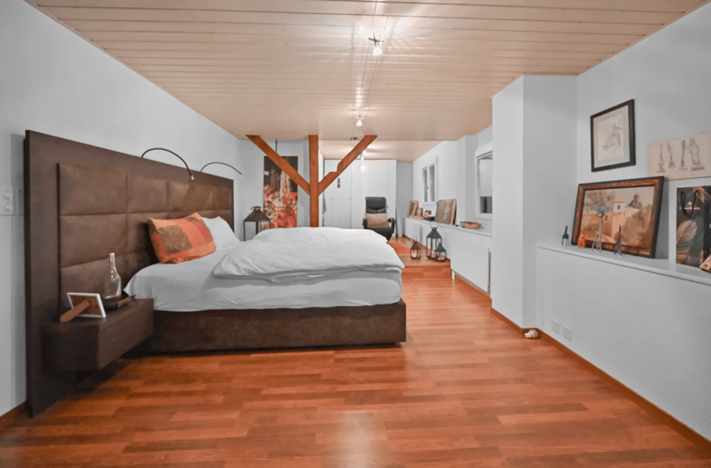 BLONAY - QUIET INDIVIDUAL VILLA OF 7.5 ROOMS FOR RENT IN A - Photo 5 of 5