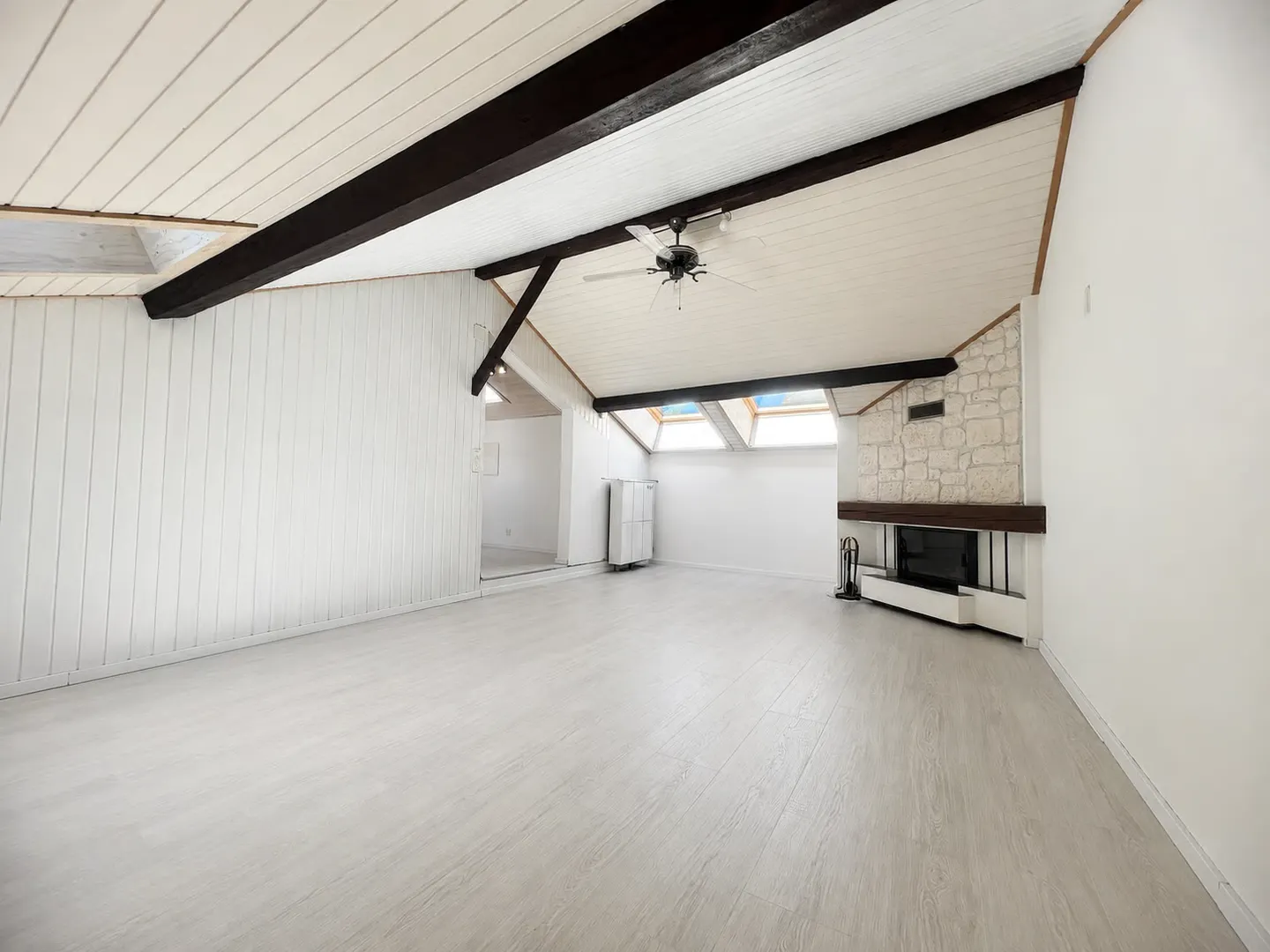 Une maison deux logements à deux pas de toutes les commodités - Photo 12 of 13