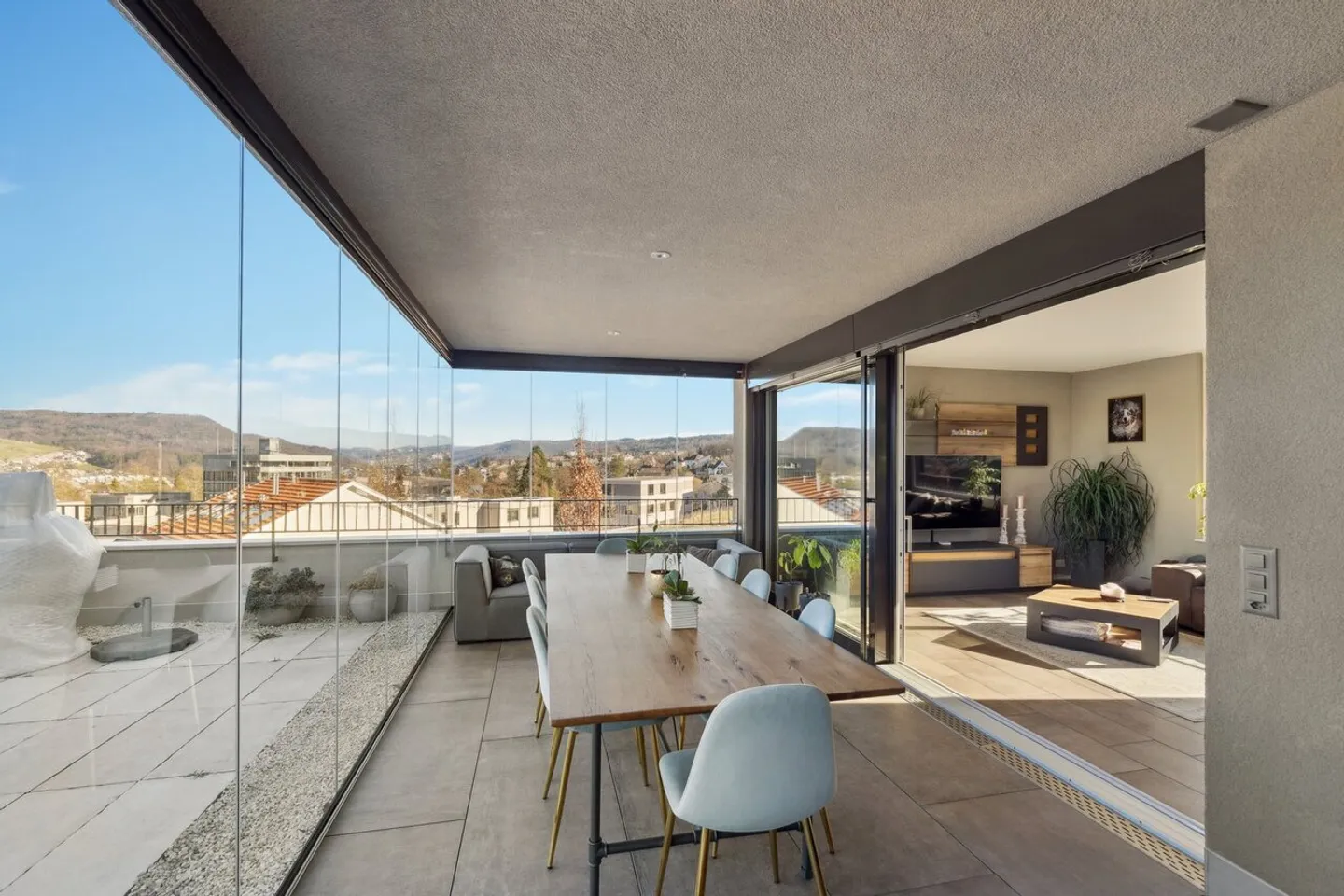 Exklusive Attika-Maisonette - Foto 1 von 10