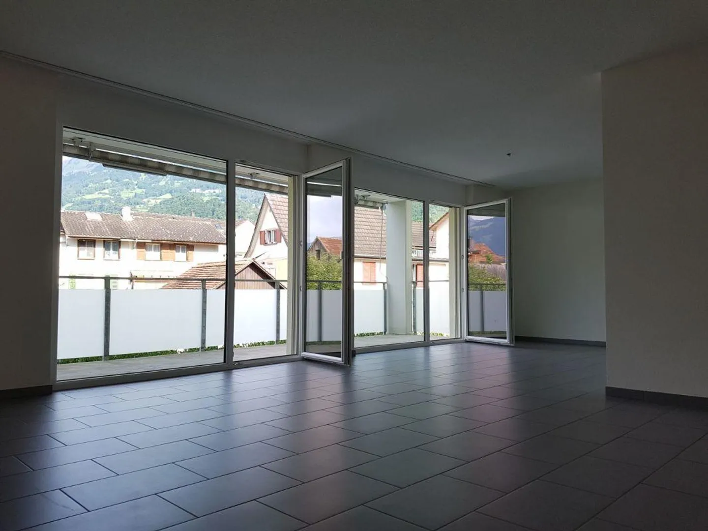 Appartamento Familiare Moderno in Zona Tranquilla - Foto 1 di 11