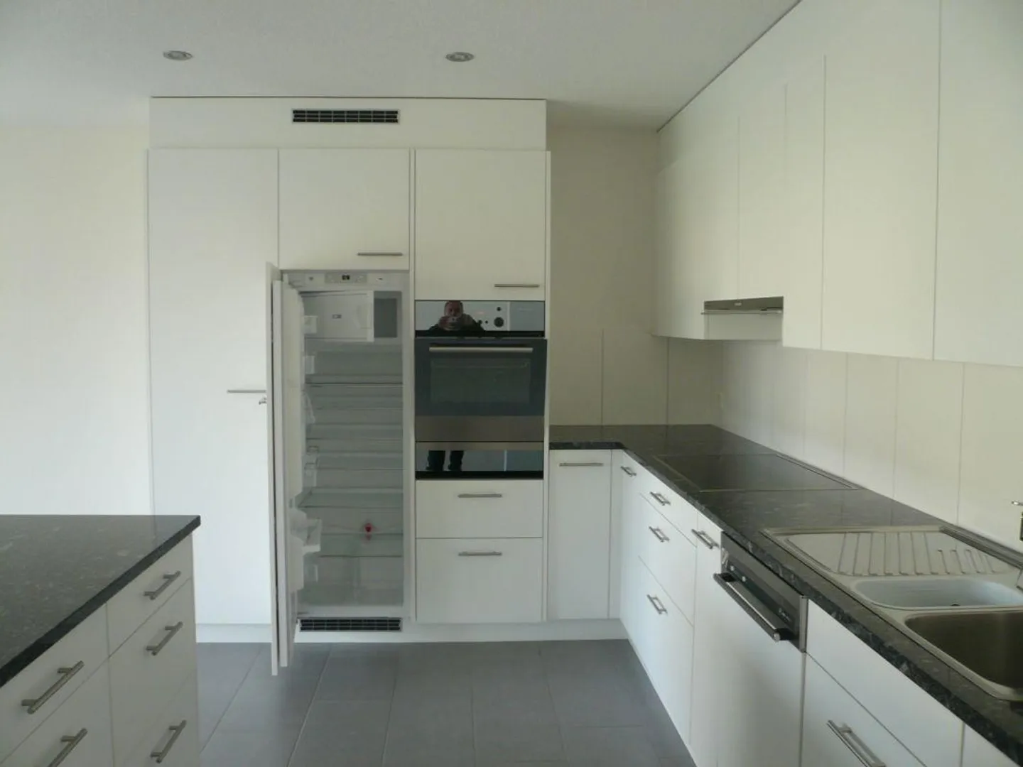 Appartamento Familiare Moderno in Zona Tranquilla - Foto 7 di 11