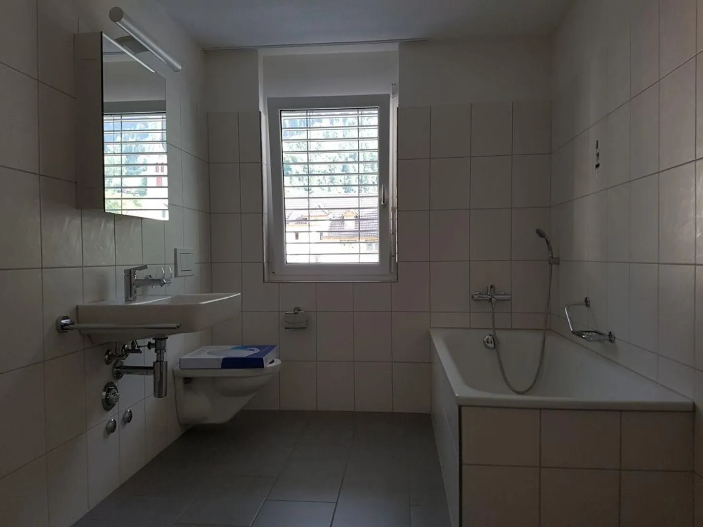 Appartamento Familiare Moderno in Zona Tranquilla - Foto 8 di 11