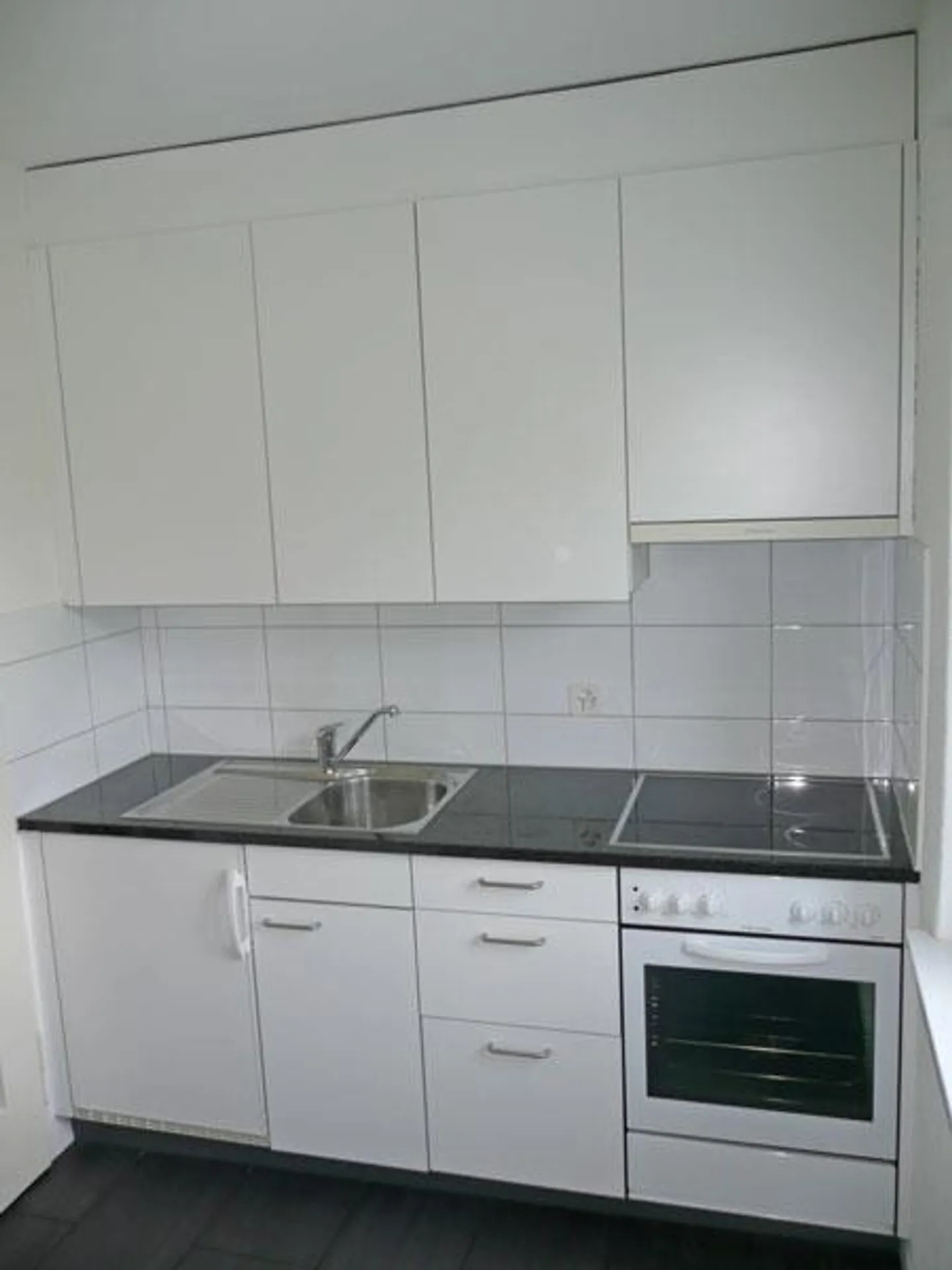 Appartamento attraente con area giardino - Limitato fino al 31.03.2028! - Foto 3 di 4