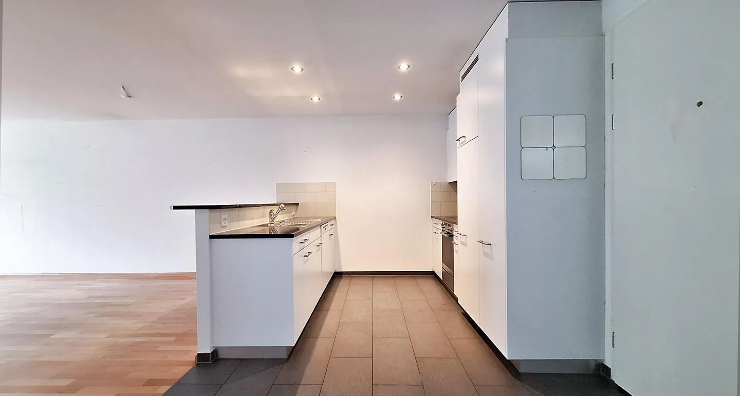 Cozy Living with Garden Share - Photo 3 of 9