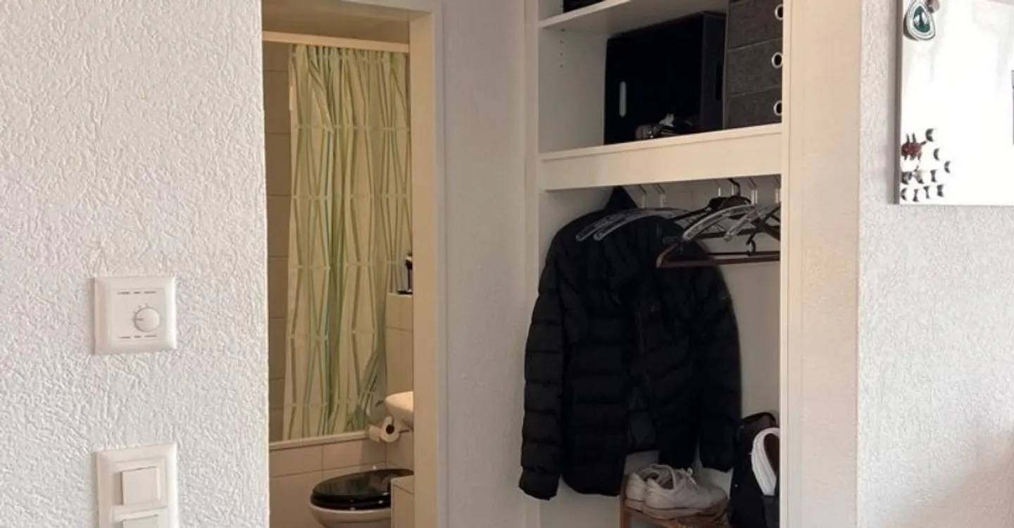 Charmant appartement en attique à Niederwangen - Photo 6 sur 8