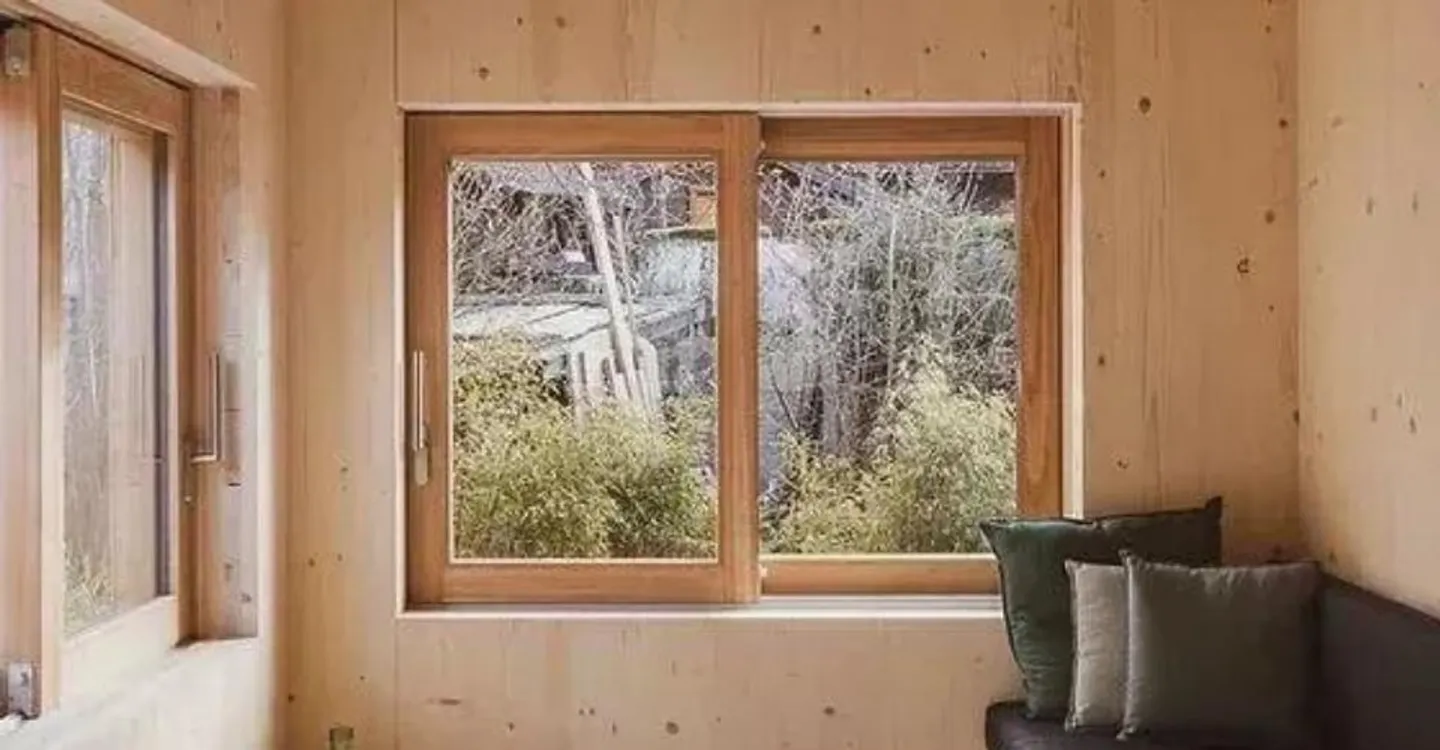 Charming Swiss Chalet with Views - Photo 5 of 11