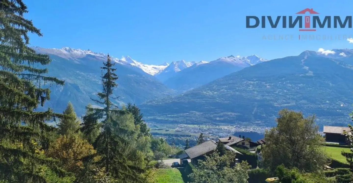 Charming Swiss Chalet with Views - Photo 7 of 11