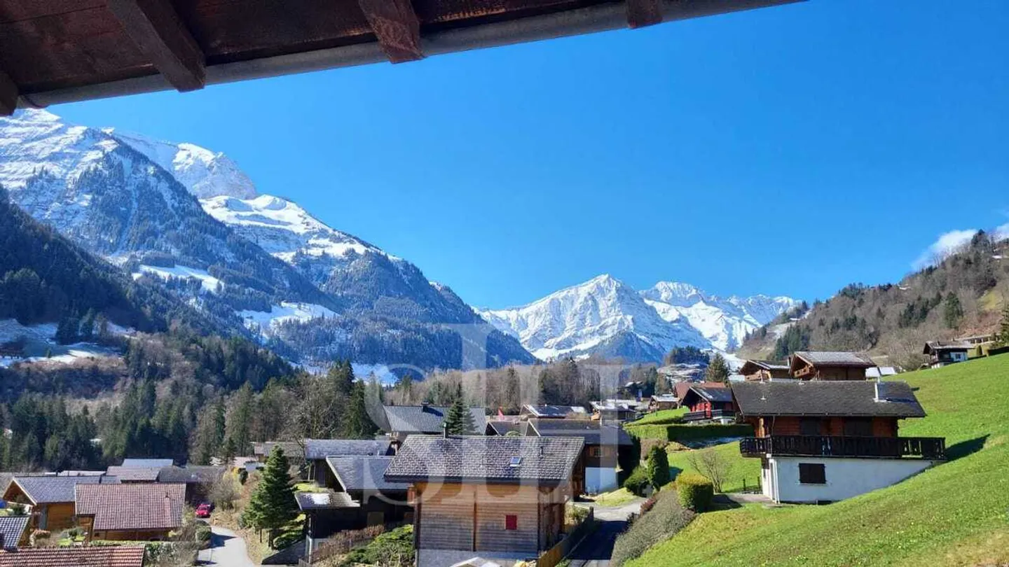 Chalet Les Arolles - Charme Alpin - Photo 1 sur 11