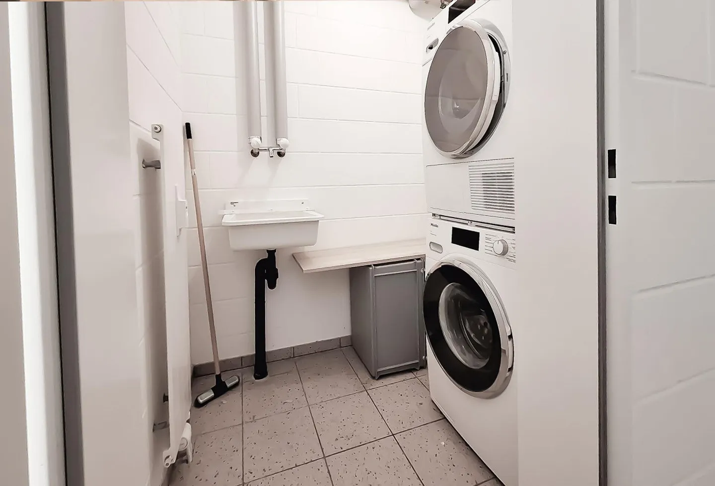 Cozy Living with Garden Share - Photo 8 of 9