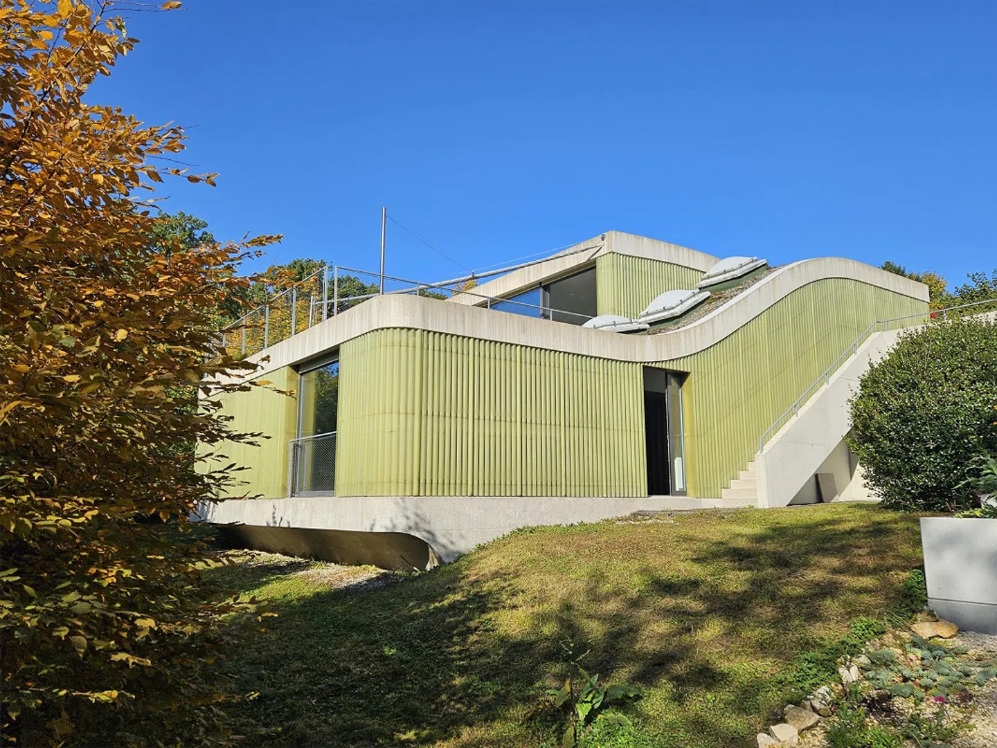 Minergie und top modern: Einfamilienhaus an sonniger Aussichtslage - Foto 1 von 14