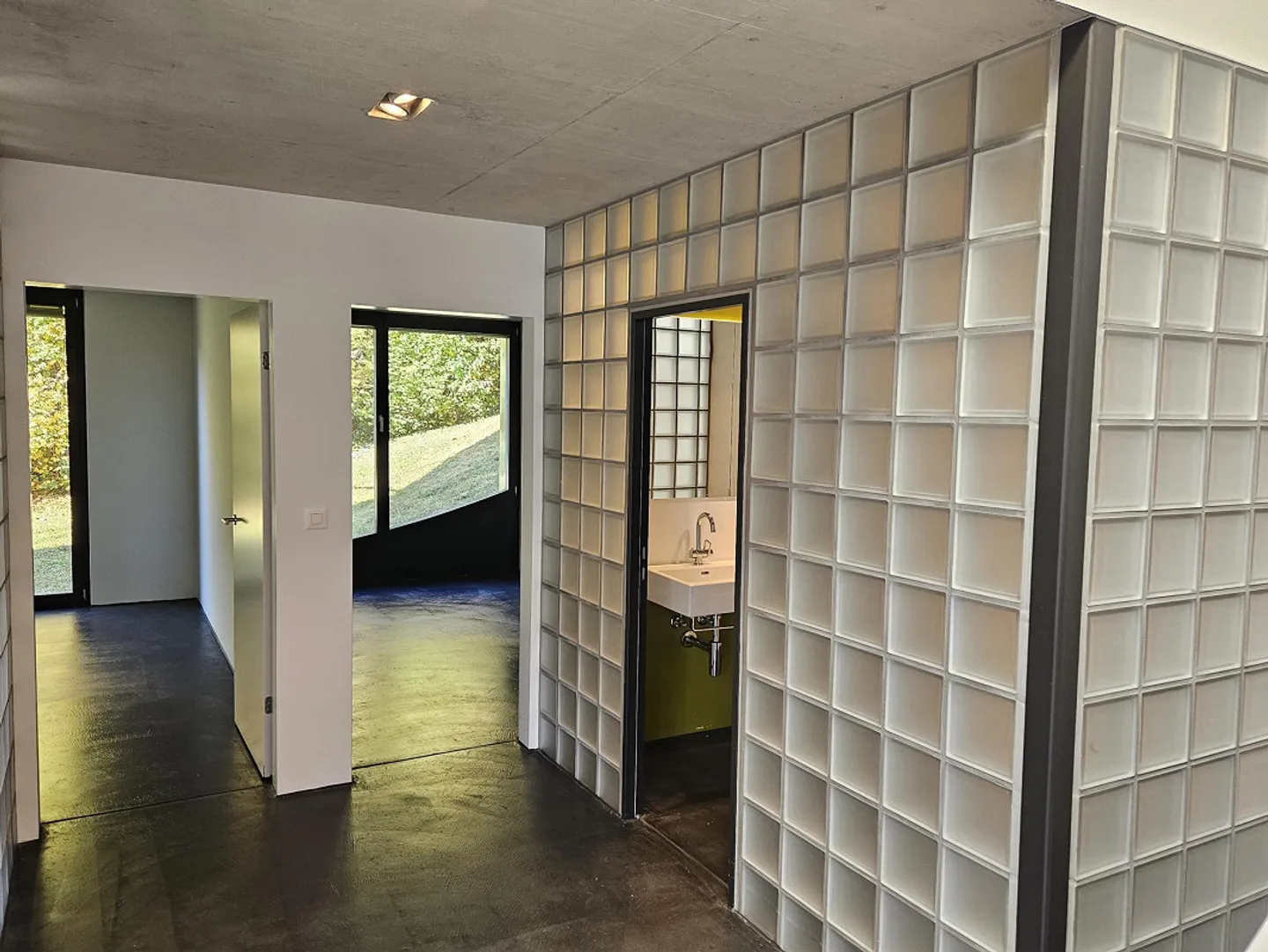 Minergie und top modern: Einfamilienhaus an sonniger Aussichtslage - Foto 8 von 14