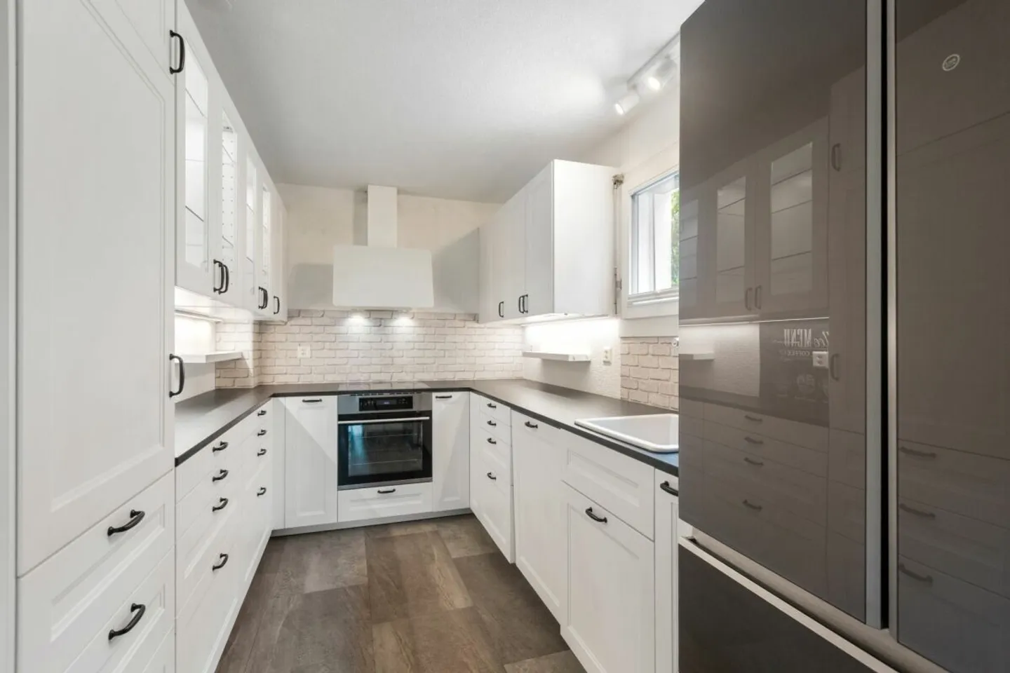 Casa di 6,5 stanze con molto spazio e privacy - Foto 4 di 15