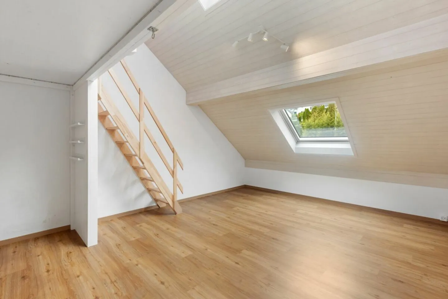 Casa di 6,5 stanze con molto spazio e privacy - Foto 7 di 15