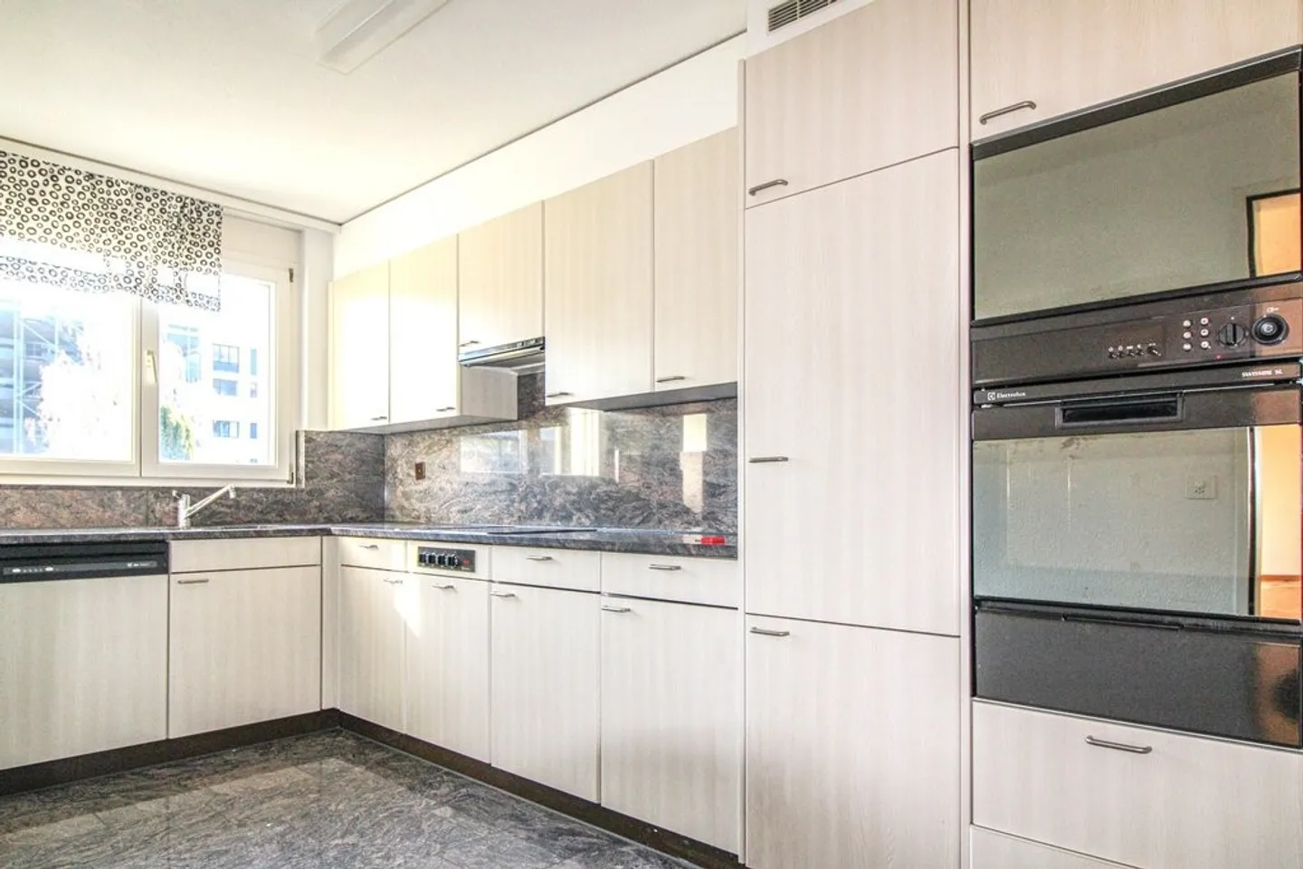 2,5 Zimmer Wohnung - Foto 4 von 6