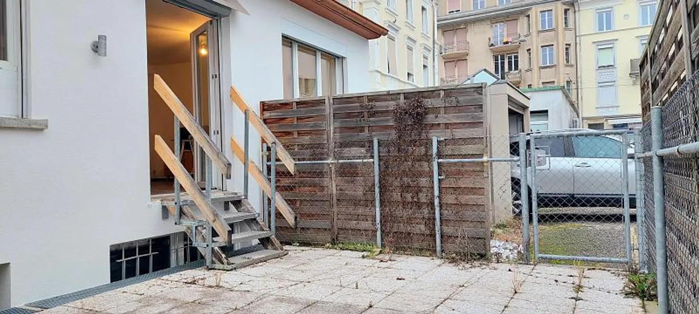 SPACIEUX ET CENTRAL - Photo 3 sur 6