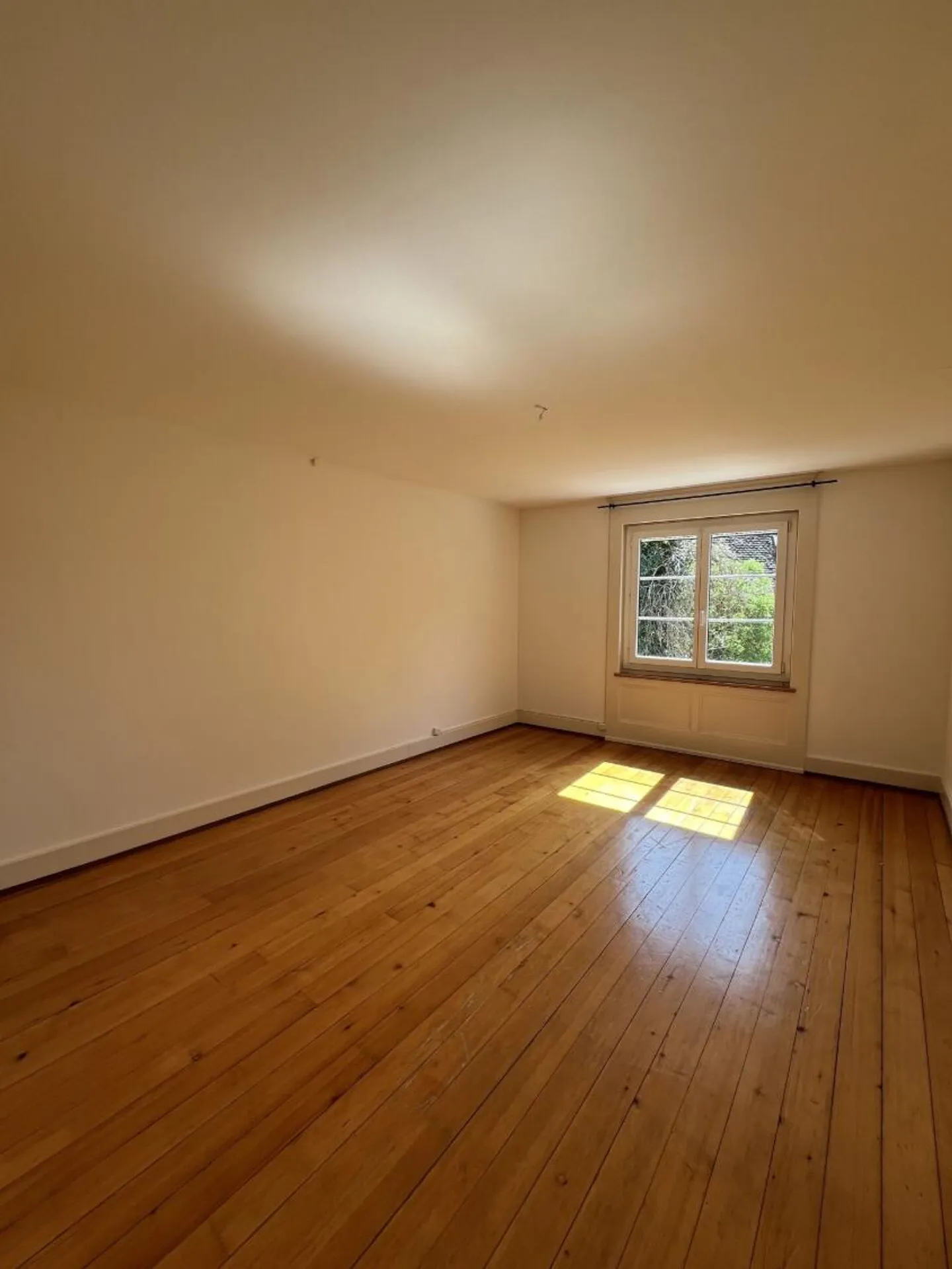 4 Room Apartment - Yverdon-les-Bains - Photo 5 of 10