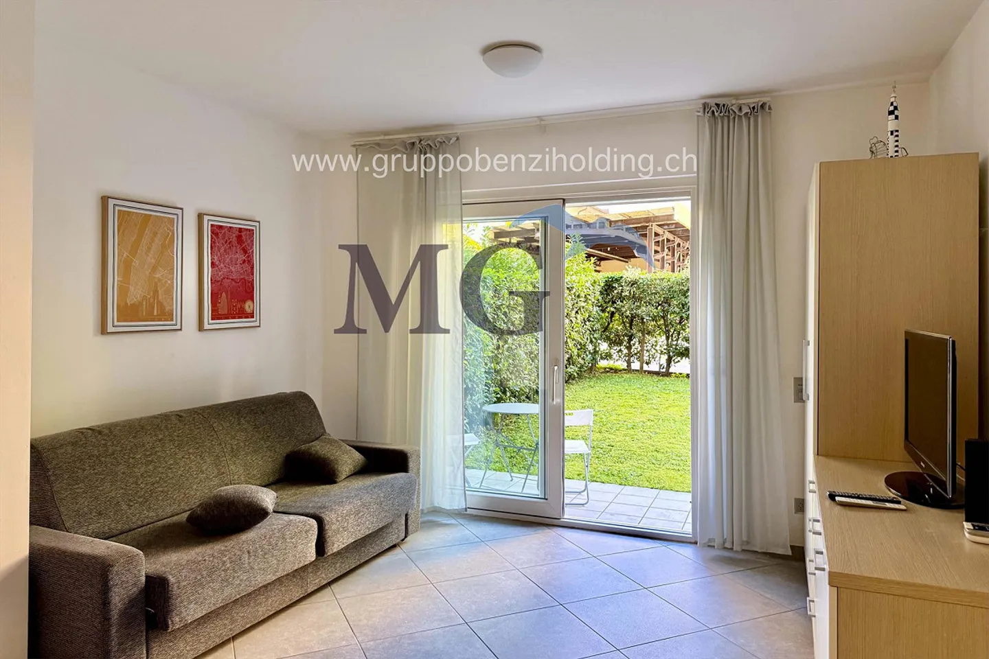 Apartment with garden a few steps from Lake Lugano - Photo 1 of 17